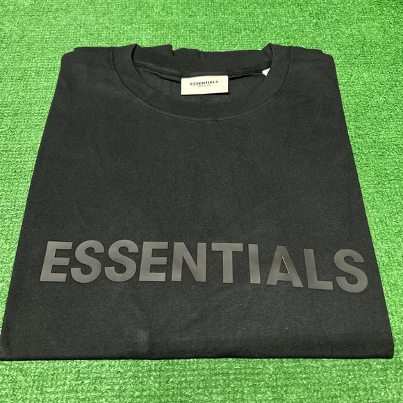 Essentials ss20 tee size L black - Picture 1 of 3